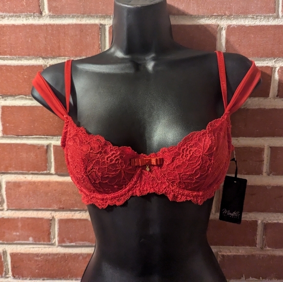NWT Montelle Demi Cup Bra. 36A. Red. Beautiful strap. - Picture 9 of 11